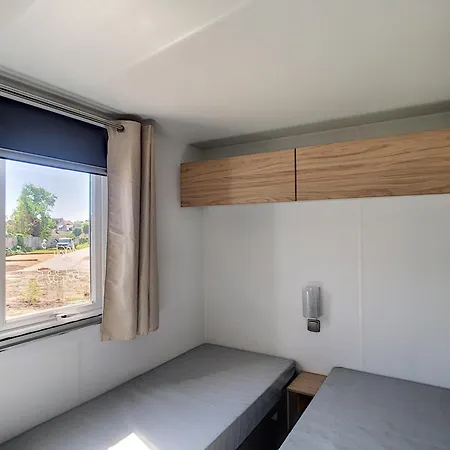 Mobil-home Spacieux 6 Pers, 3 Ch, 2 Sdb, Proche - Fr-1-361a-98 Jullouville-les-Pins