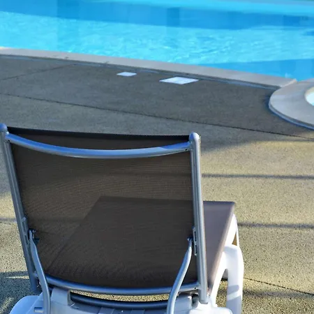 度假居 Mobil-home Spacieux 6 Pers, 3 Ch, 2 Sdb, Proche - Fr-1-361a-98