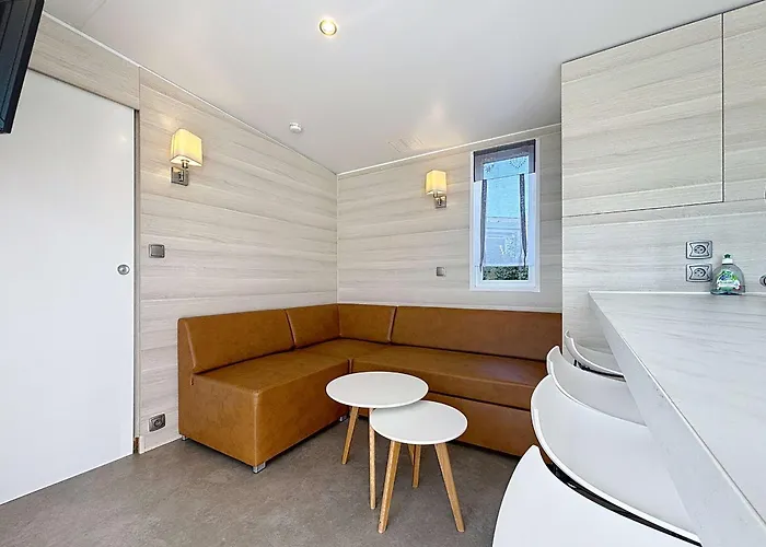 בית נופש Mobil-home Spacieux 6 Pers, 3 Ch, 2 Sdb, Proche - Fr-1-361a-98 ז'ולוביל-לה-פאן